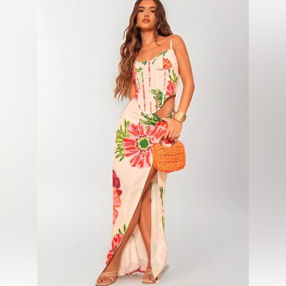 NEW PrettyLittleThing Floral Printed Thigh High Split Maxi Skirt - Size 12 US - Picture 4 of 5